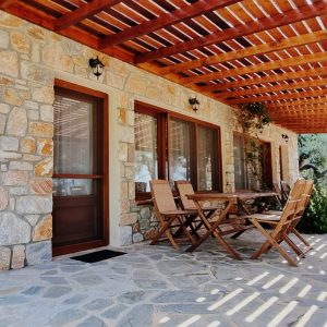 DELUXE FAMILY ROOM S